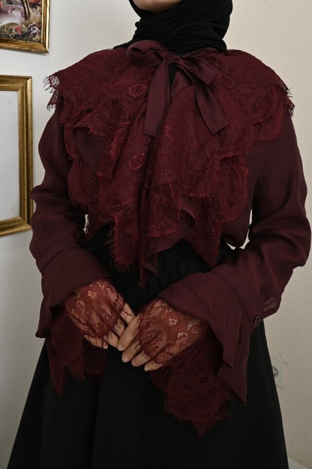Bordo İnce Dantel Detaylı Florance Gömlek