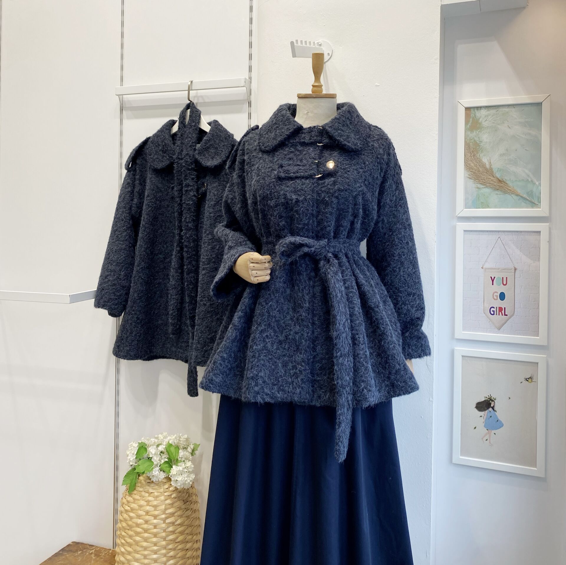 Lacivert Yün Pelerin Kaban