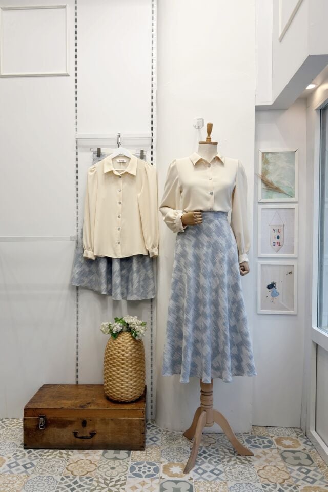 Mavi Dorsal Etekli Takım