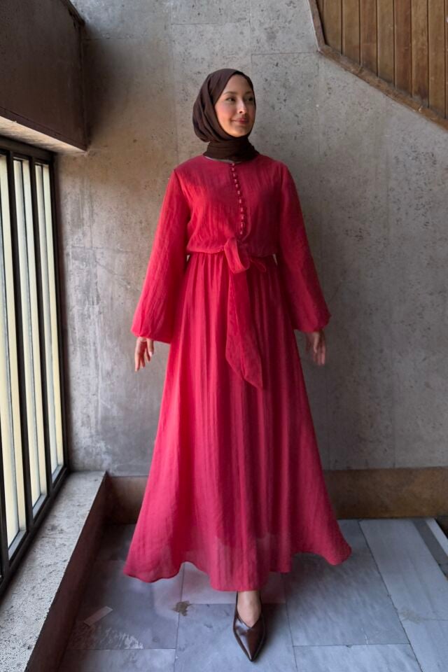 Kırmızı Önü Düğmeli Fiora Elbise