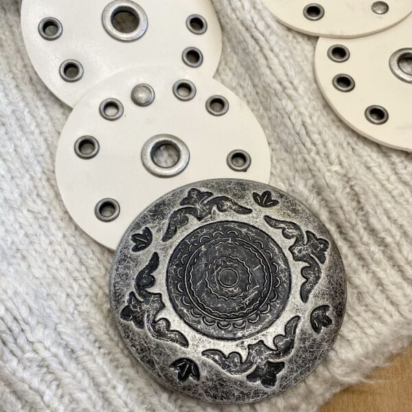 Krem Yuvarlak Tokalı Bohem Deri Kemer