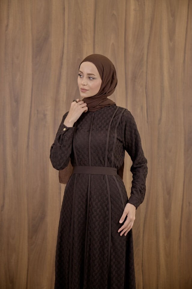 Kahverengi İşlemeli Brode Elbise