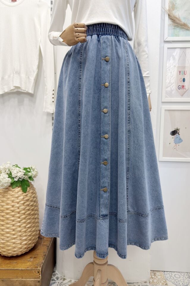 Açık Renk Önü Düğmeli Kloş Kot Etek