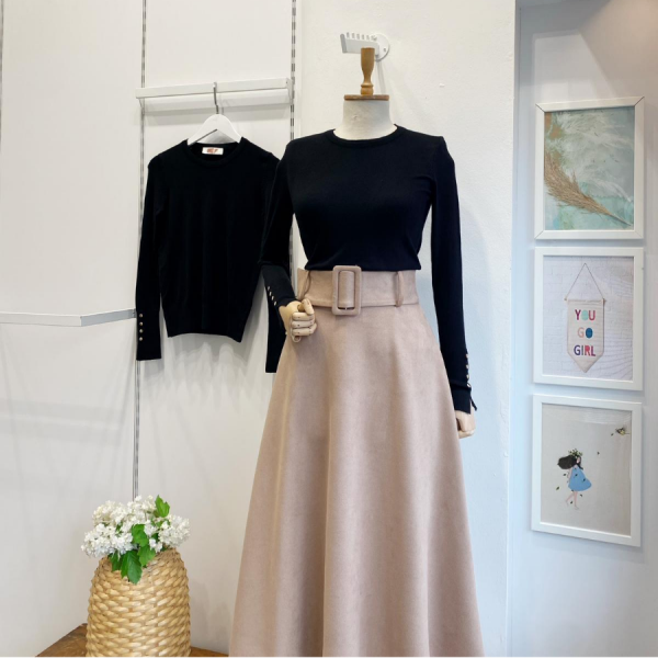 Siyah Bisiklet Yaka Kol Ortası Droplu Triko Bluz