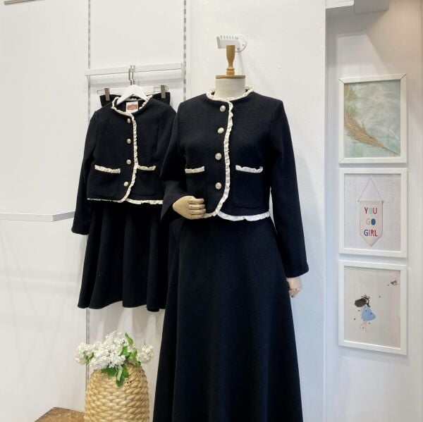 Siyah Gold Düğmeli Fırfırlı Tüvit Takım