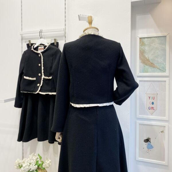 Siyah Gold Düğmeli Fırfırlı Tüvit Takım