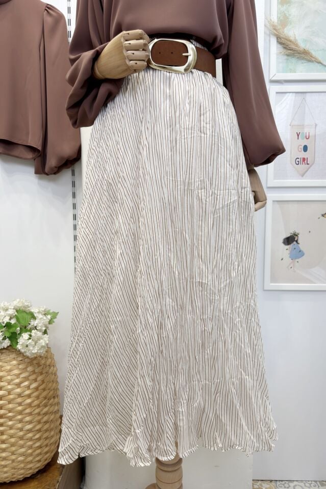 Süet Kemerli Çizgi Desenli Saten Etek