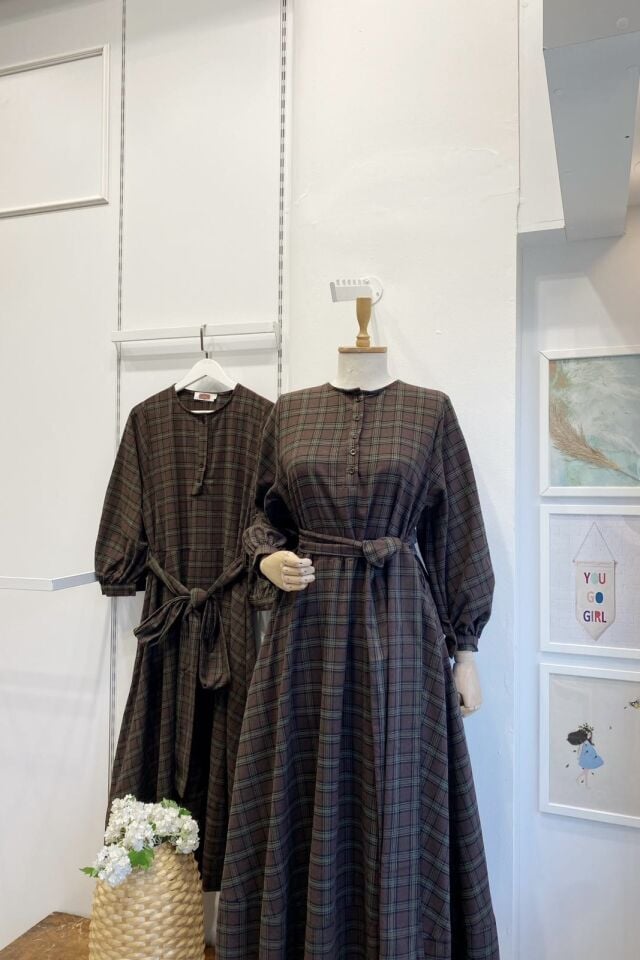 Kahverengi Ekoseli Sweety Elbise