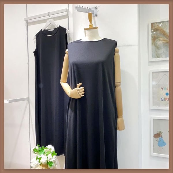 Siyah sıfır kol elbise içlik