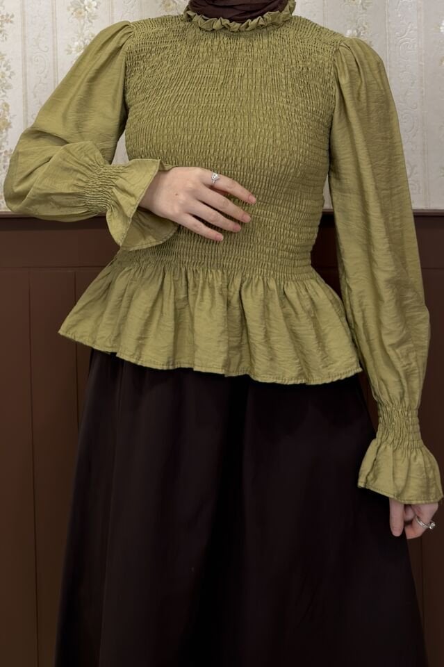 Yağ Yeşili Gipe Detaylı Bluz