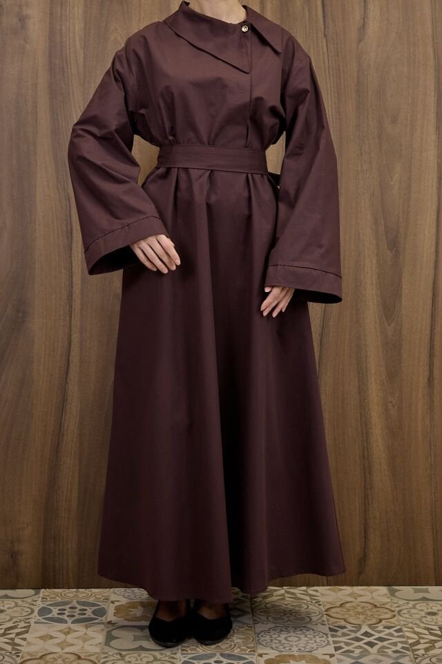 Mürdüm Yaka Detaylı Poplin Elbise