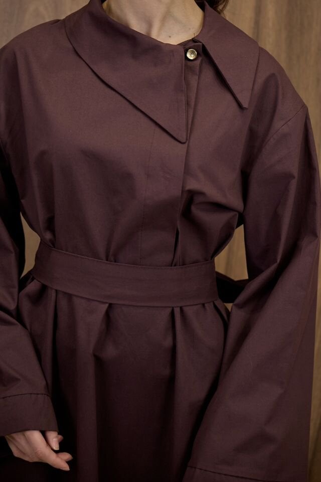 Mürdüm Yaka Detaylı Poplin Elbise