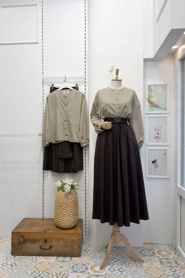 Acı Kahve Çizgi Gömlekli Volume Takım