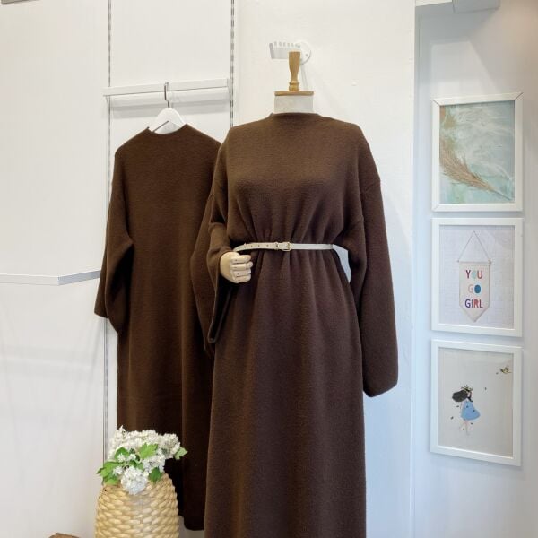 Kahverengi Peluş Triko Elbise