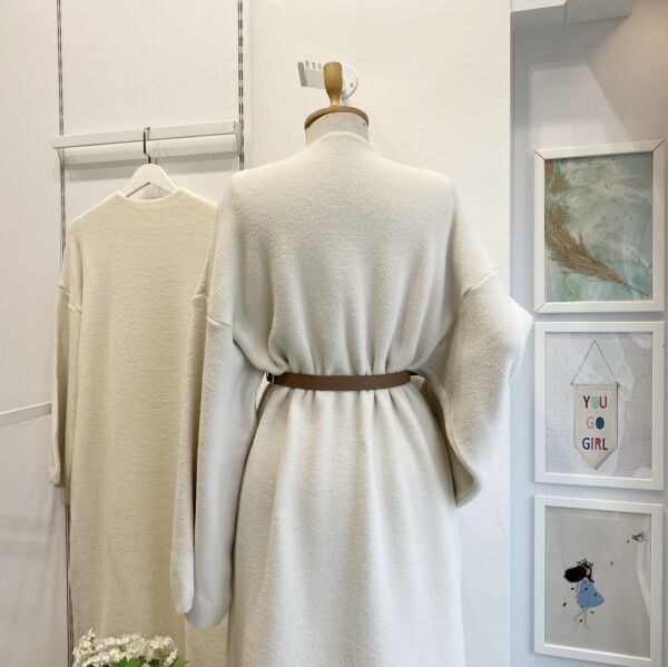 Ekru Peluş Triko Elbise