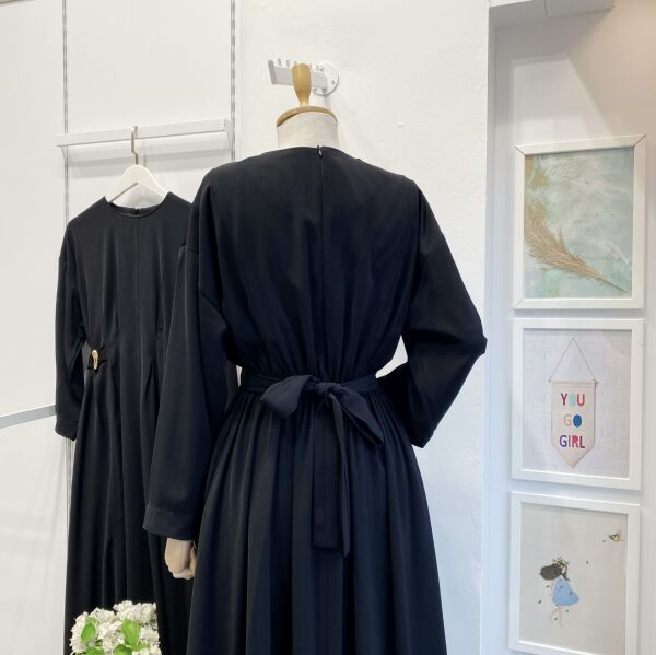 Siyah Modal Kumaş Frise Elbise