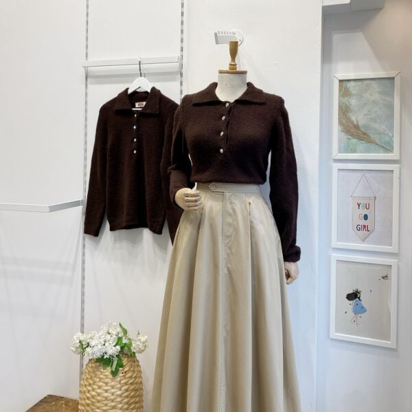 Acı Kahve Taş Düğmeli Triko Kazak