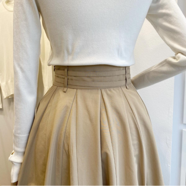 Bej İki Kemerli Fiorite Etek