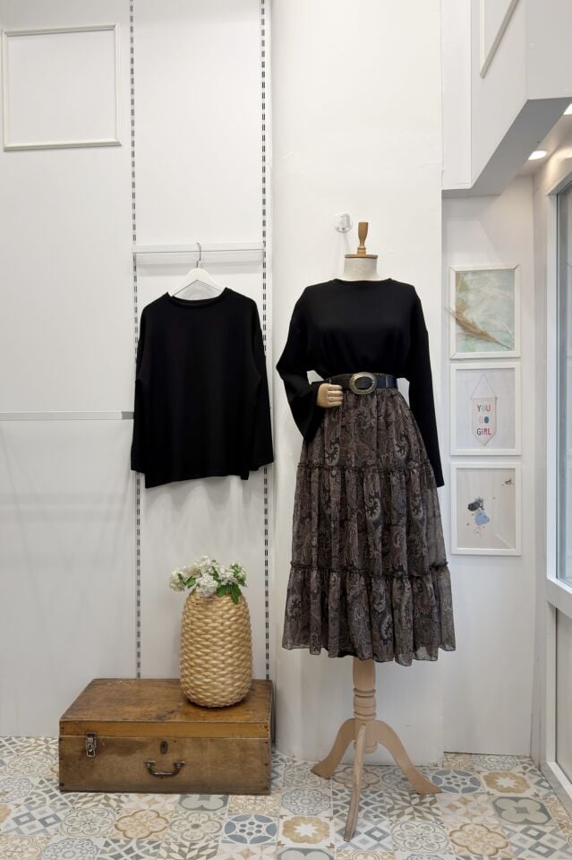 Siyah Kat Kat Kemerli Şifon Etek