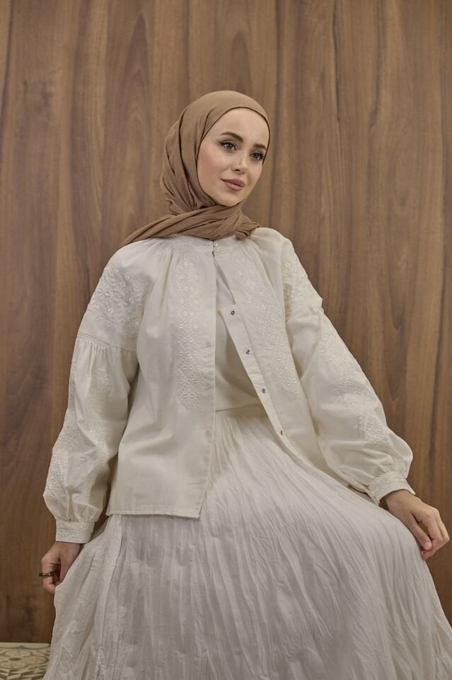 Nakışlı Beyaz Arielle Ceket
