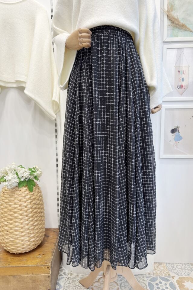 Siyah Şifon Kare Çizgili Etek