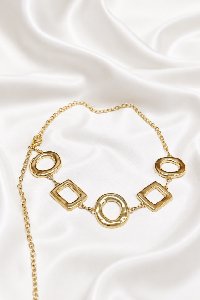 Luce Yuvarlak Tokalı Gold Zincir Kemer