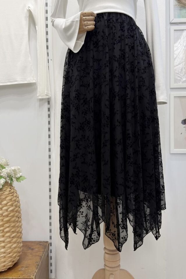 Siyah Flog Baskı Asimetrik Şifon Etek