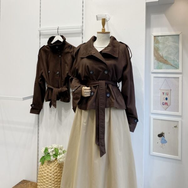 Kahverengi Balıkçı Yaka Kuşaklı Kısa Trençkot