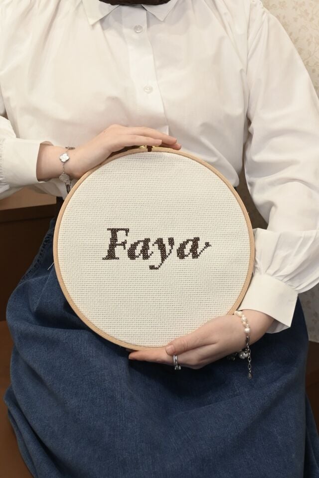 Beyaz Omzu Pileli Poplin Gömlek