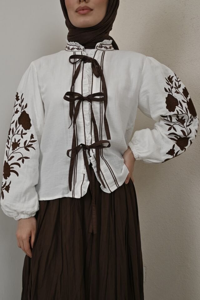 Kahverengi Nakışlı Lale Gömlek