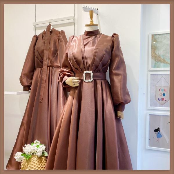 Kahverengi Taş Tokalı Matmazel Abiye