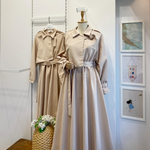 Krem Trenç Model Elbise