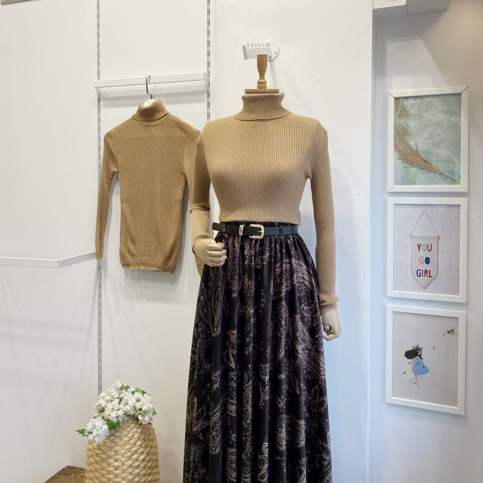 Camel Düz Yakalı Triko İçlik