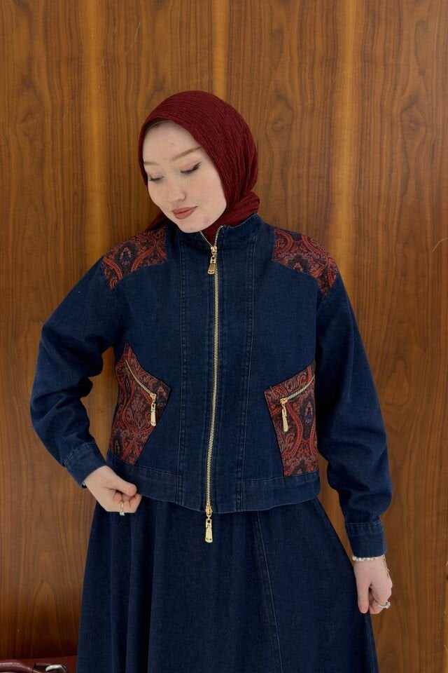 Kırmızı Nakışlı Kot Takım