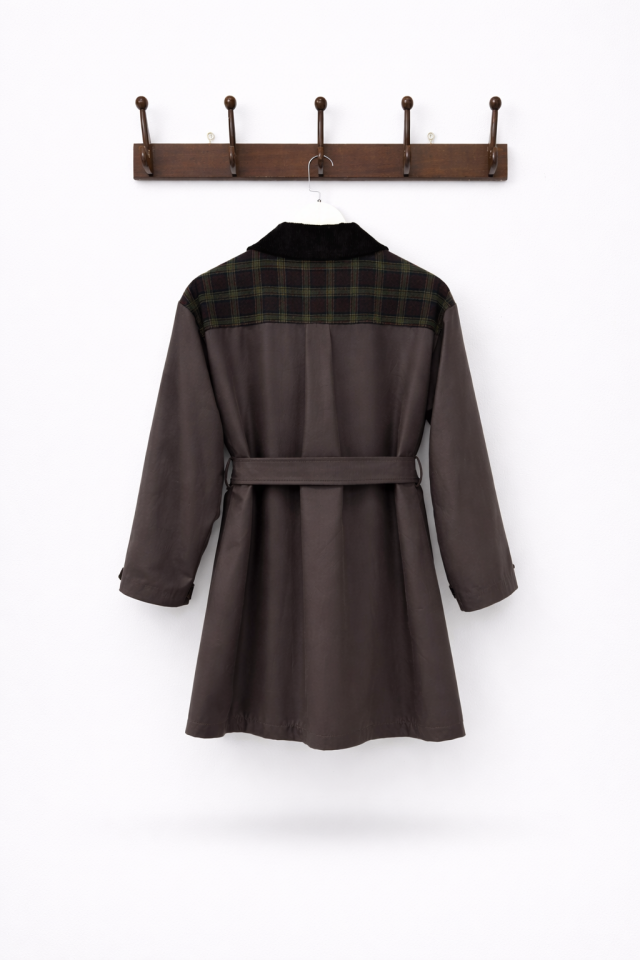 Kahverengi Kuşaklı Ekose Detaylı Carmine Ceket