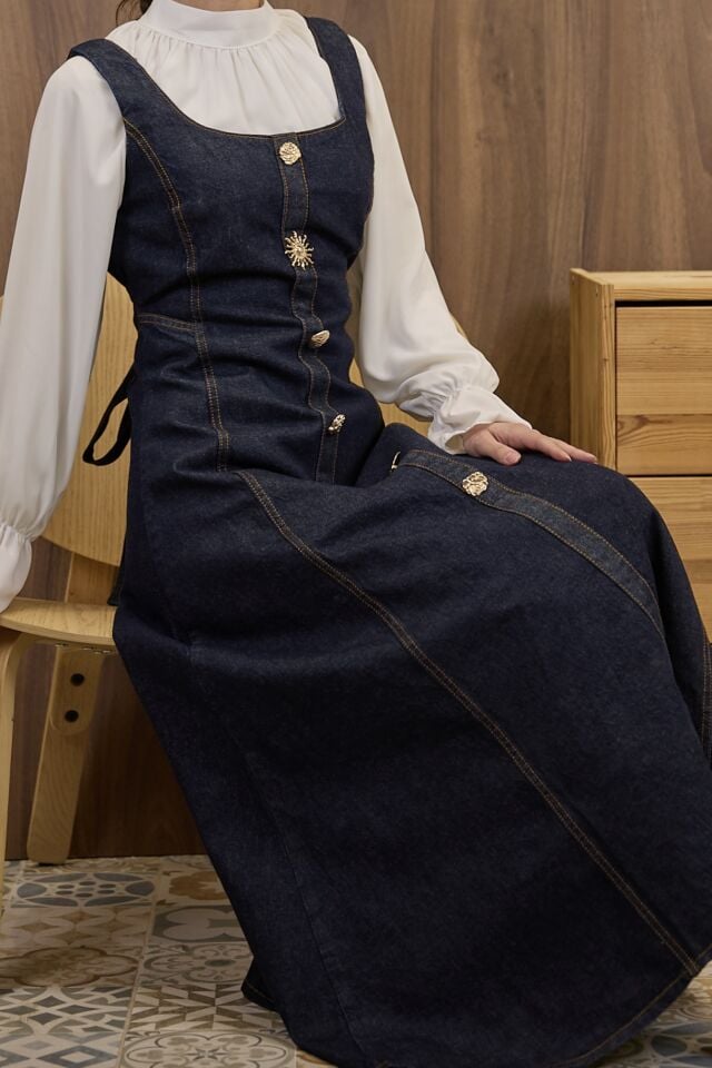 Gold Düğme Detaylı Kot Jile