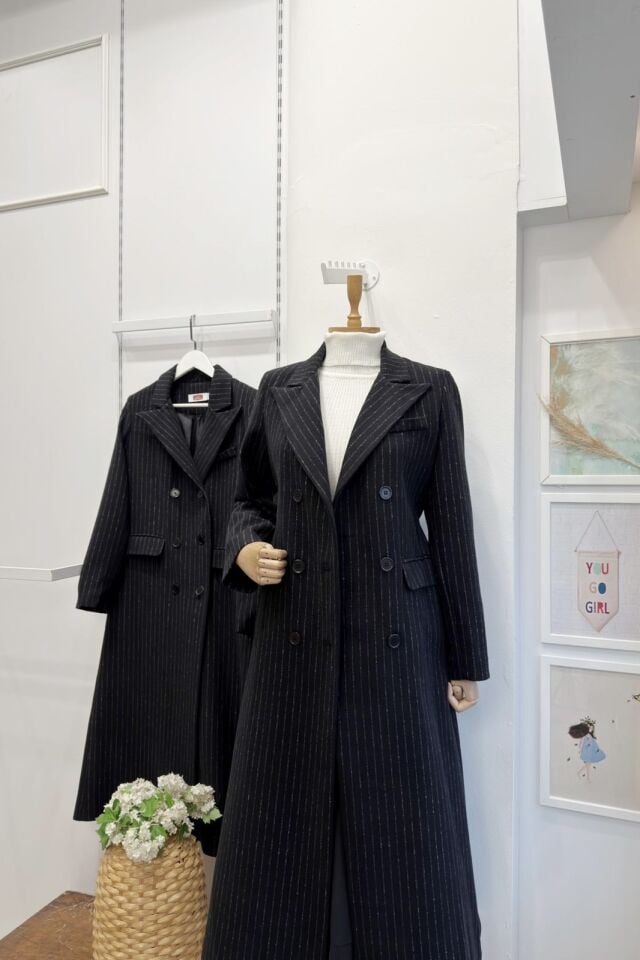 Siyah Çizgili Regent Kaşe Kaban