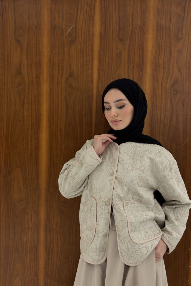 Vizon Nakışlı Kapitone Ceket