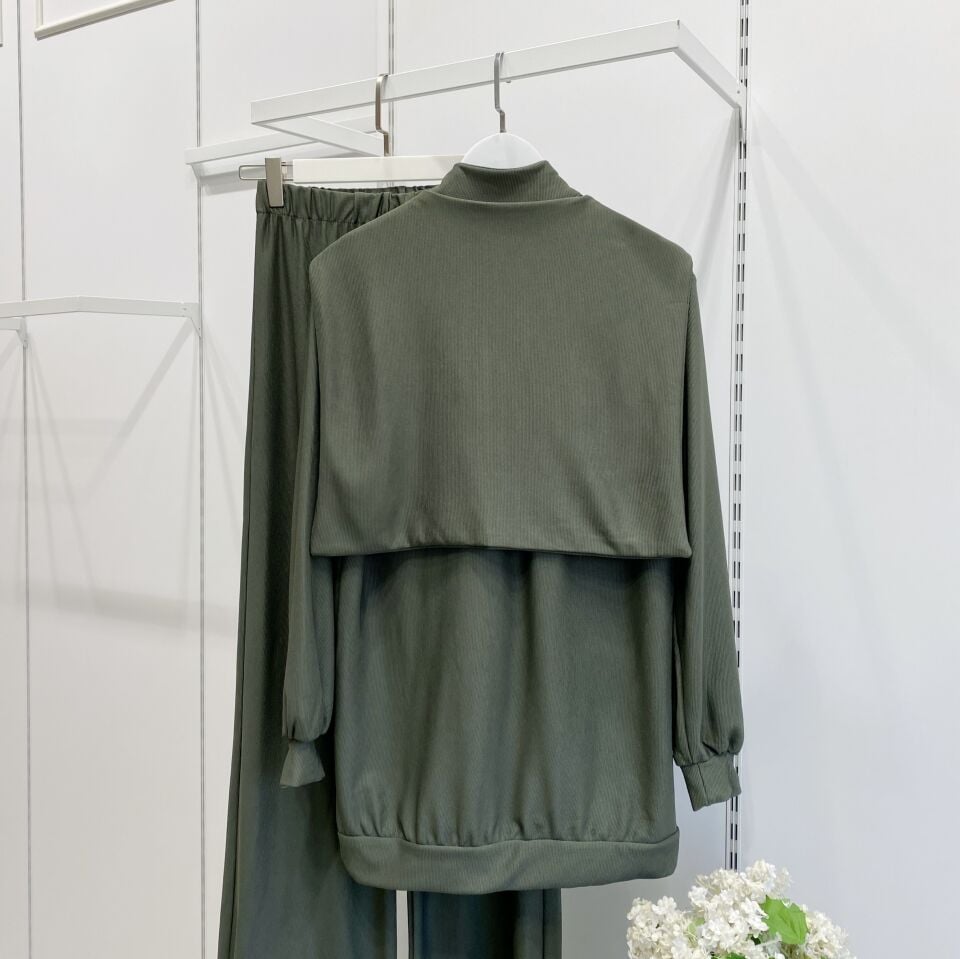 Yeşil Pelerin Detaylı Pantolon Takım