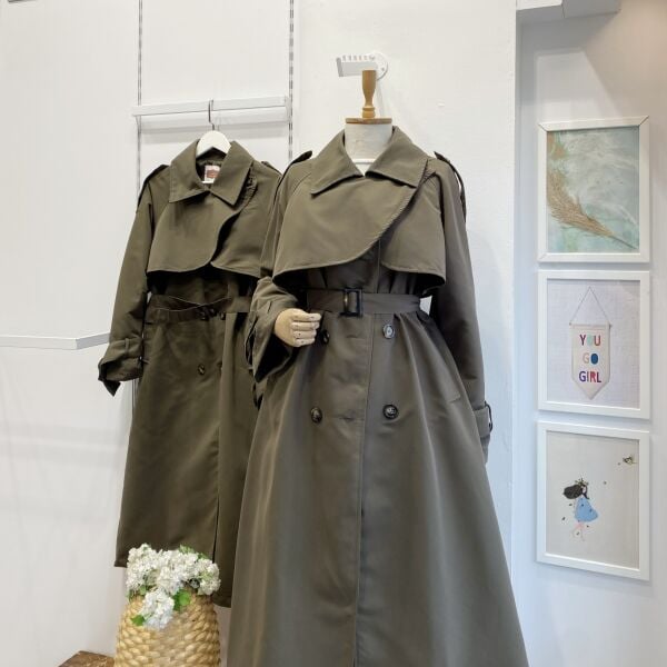 Haki Yeşili Rüzgarlıklı Gloss Trençkot