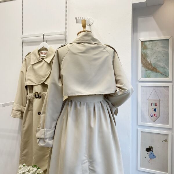 Krem Rüzgarlıklı Gloss Trençkot