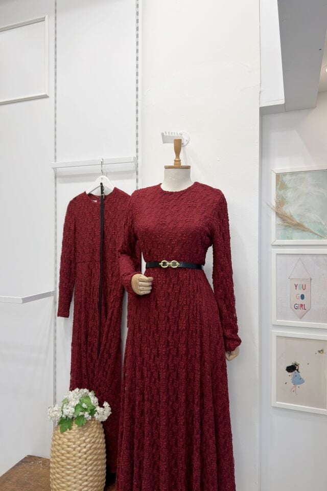 Bordo İnce Kemerli Dantel Elbise