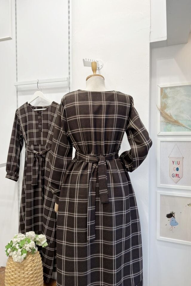 Kahverengi Ekose Desenli Verte Elbise