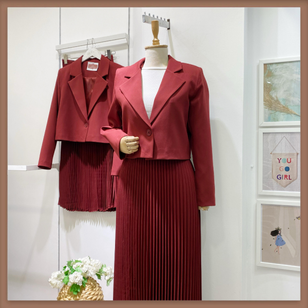 Bordo Tek Düğme Ceketli Eteği Piliseli Takım