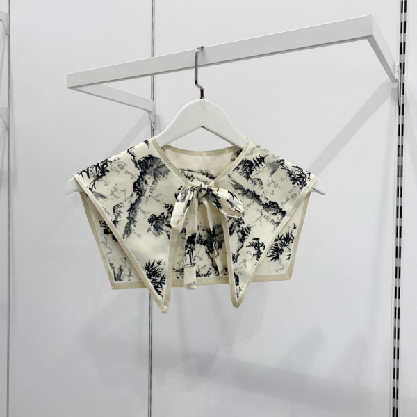 Minka Desenli Muse Yaka