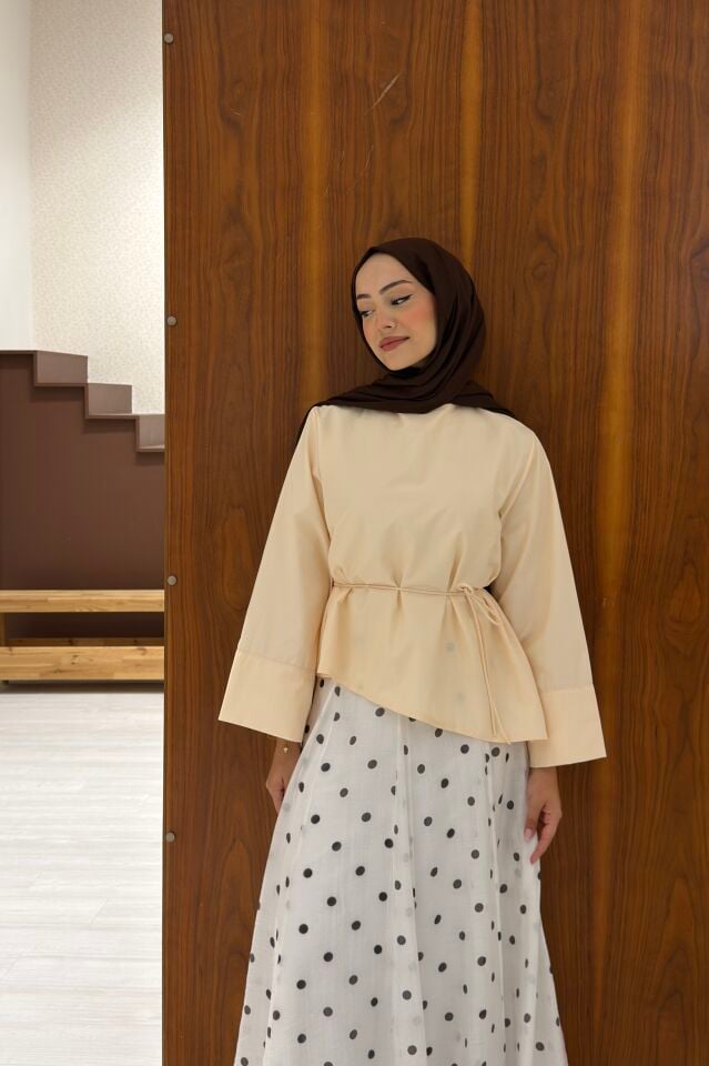Krem Poplin İnce Kemerli Asimetrik Eliane Bluz
