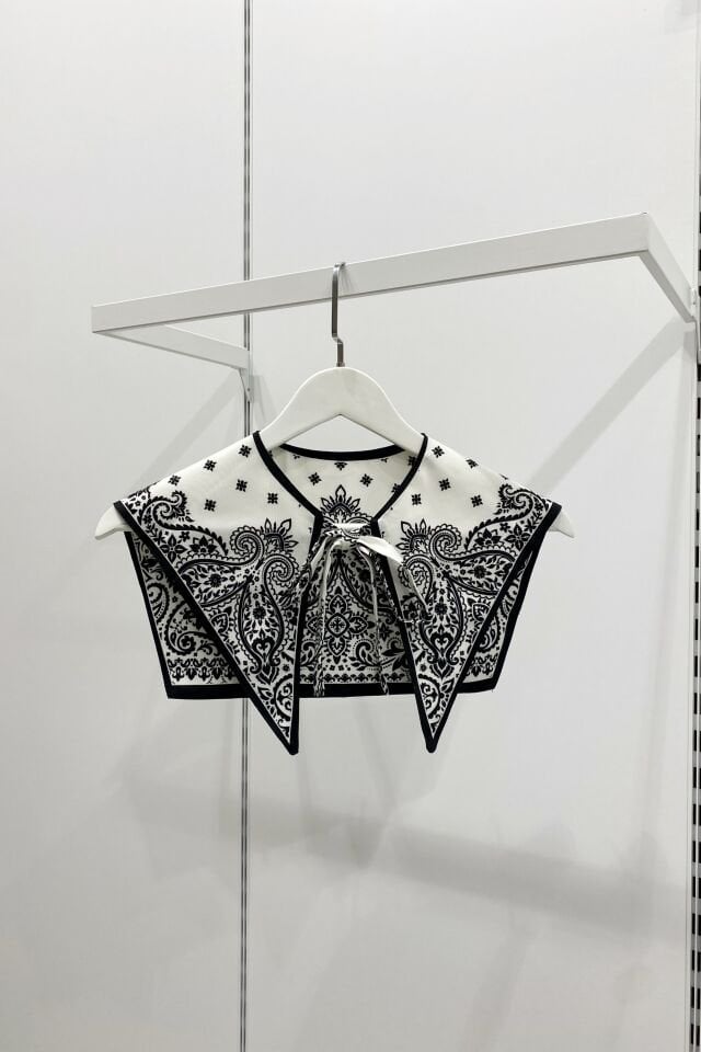 Siyah Glade Desenli Muse Yaka