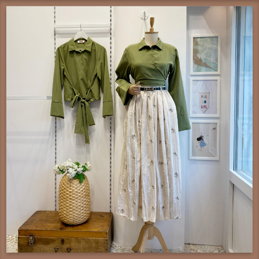 Papatya İşlemeli Vual Saten Krem Etek