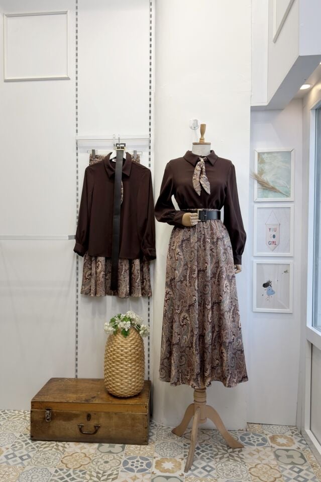 Kahverengi Saten Desenli Etekli Clemence Takım