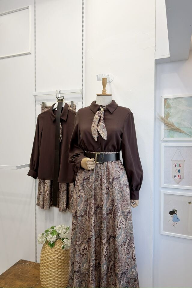 Kahverengi Saten Desenli Etekli Clemence Takım